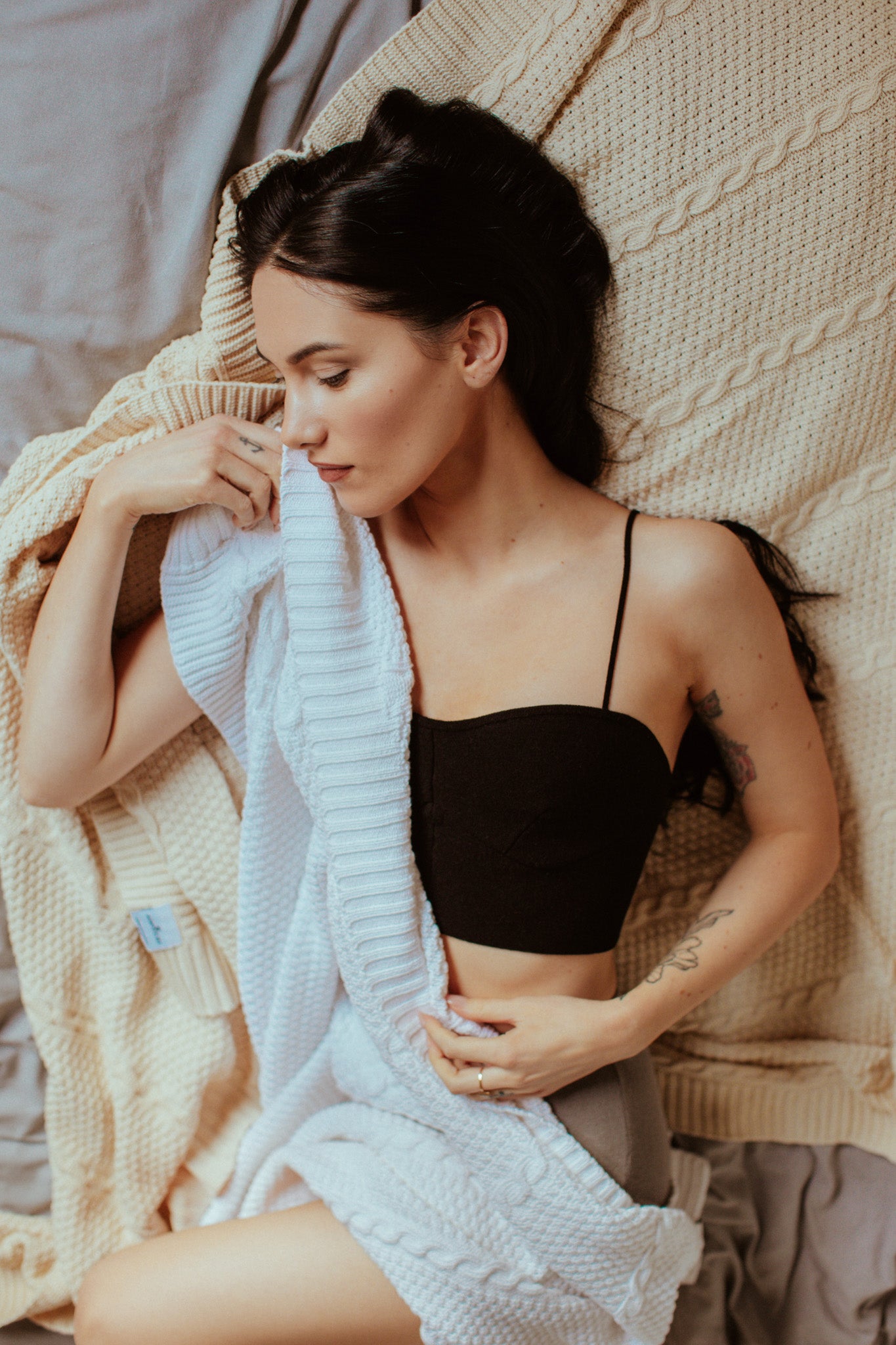 Patura Throw Torsade